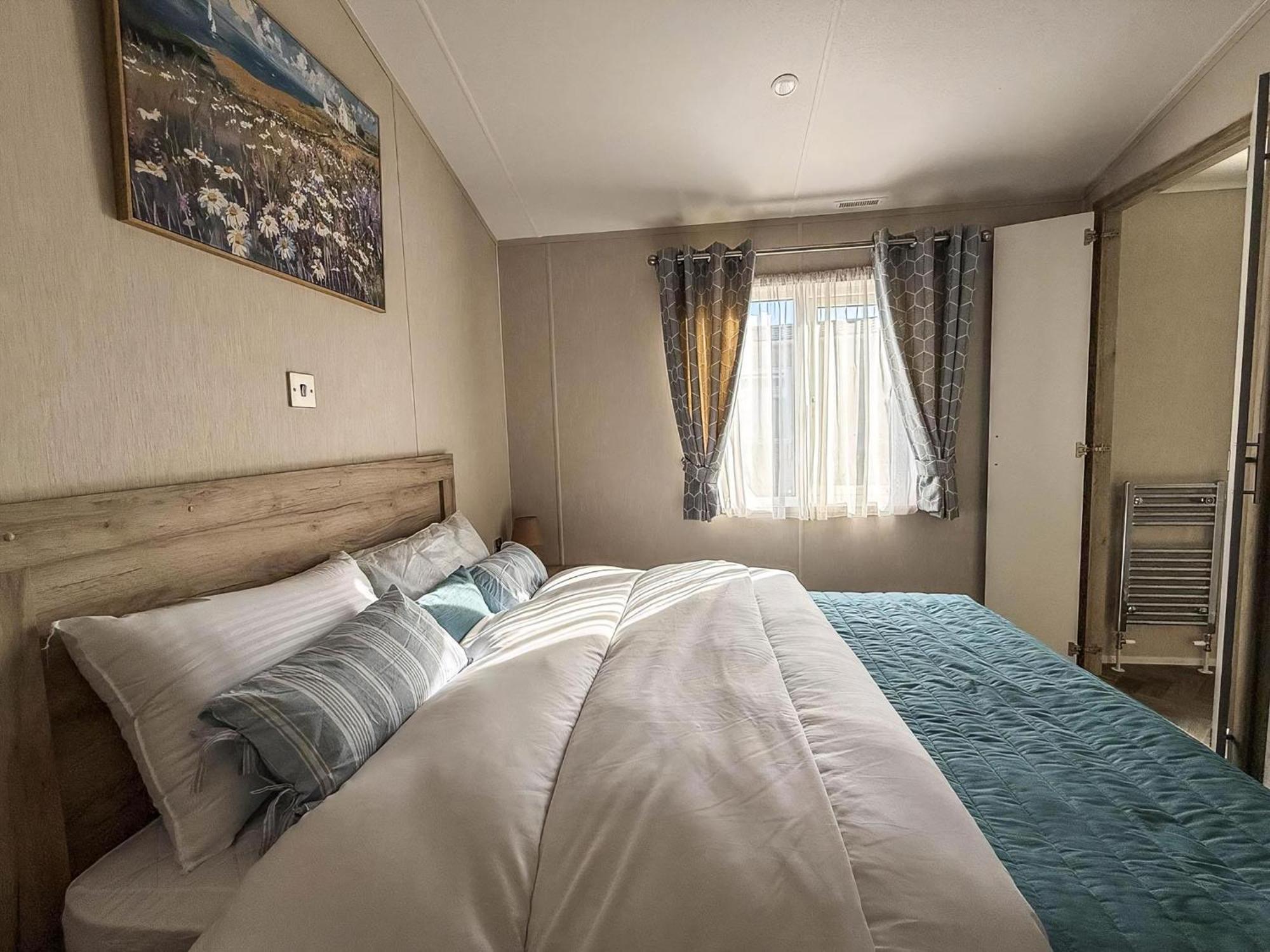Stunning 6 Berth Lodge With Full Sea Views In Suffolk Ref 68007Cr Lowestoft Zewnętrze zdjęcie