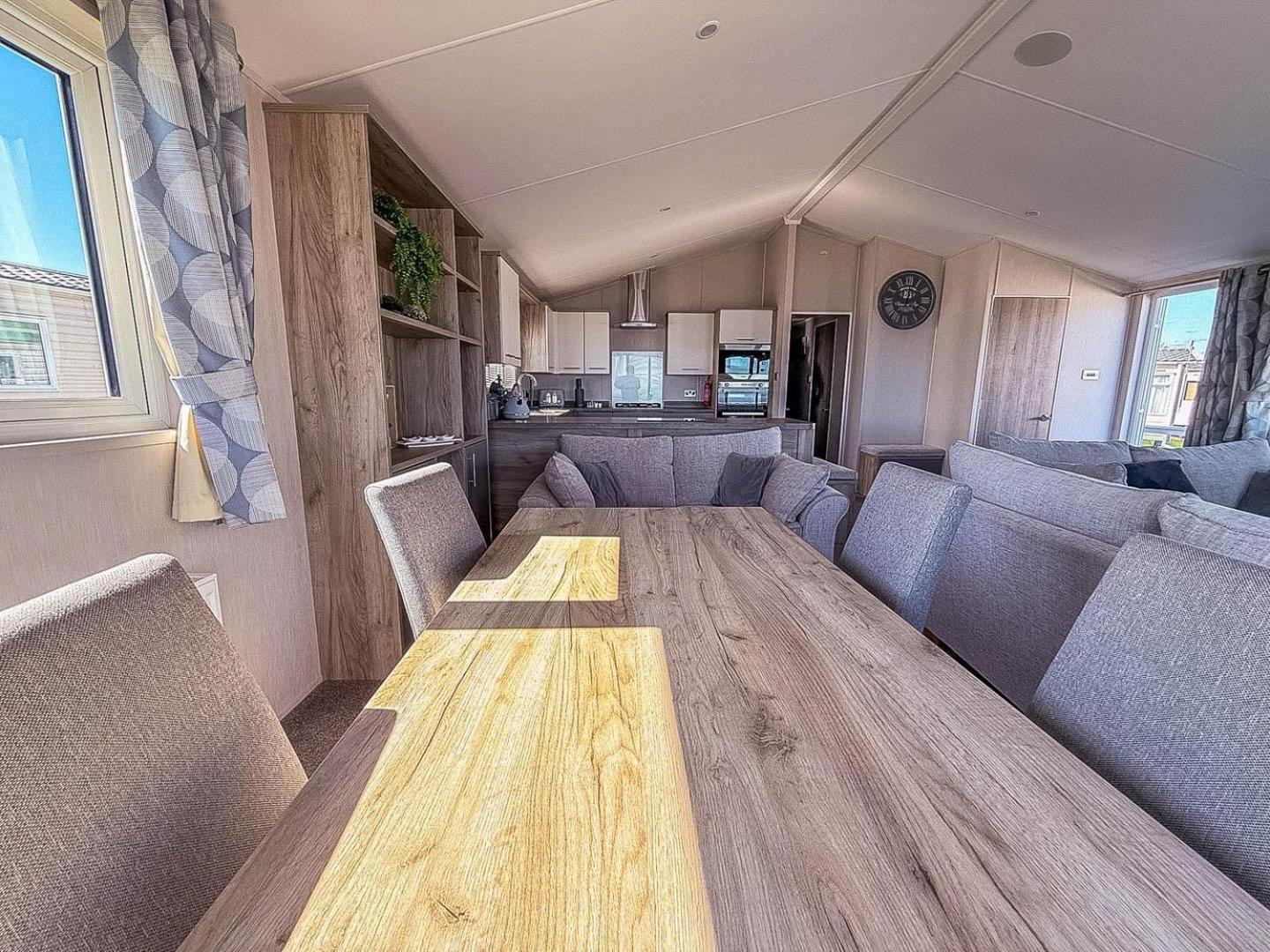 Stunning 6 Berth Lodge With Full Sea Views In Suffolk Ref 68007Cr Lowestoft Zewnętrze zdjęcie